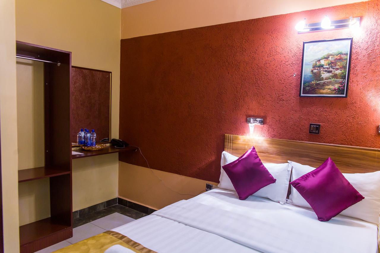 Enkare Hotel Ναϊρόμπι Εξωτερικό φωτογραφία